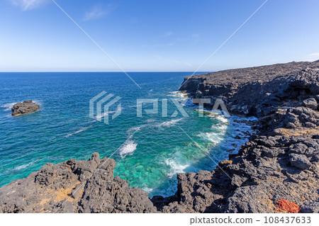 Picture over volcanic coast near El Golfo on Lanzarote Picture over volcanic coast near El Golfo on Lanzarote 108437633