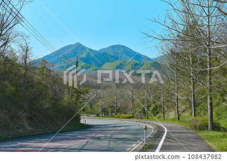Scenery seen from the road in Hiruzen Plateau Scenery seen from the road in Hiruzen Plateau 108437982