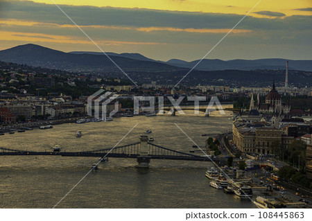 匈牙利布達佩斯風景 108445863