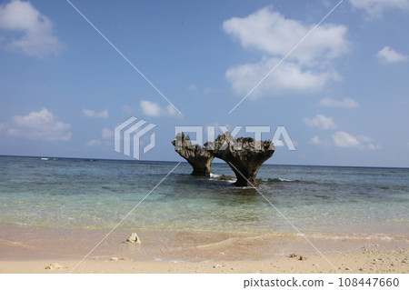 Heart Rock_Kouri Island Heart Rock_Kouri Island 108447660
