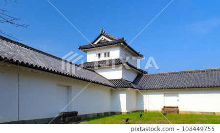 Hikone Castle 13 (Nishinomaru Triple Tower) Hikone Castle 13 (Nishinomaru Triple Tower) 108449755