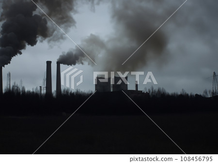 工廠煙囪冒出的煙（AI 生成的圖像） 108456795