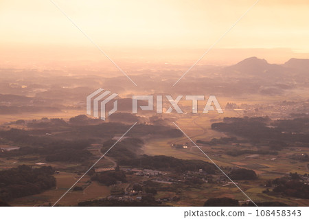 Morning scenery from Mt. Ashio, Ishioka City, Ibaraki Prefecture Morning scenery from Mt. Ashio, Ishioka City, Ibaraki Prefecture 108458343