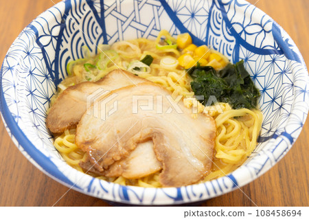 美味的味噌拉麵 108458694