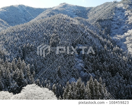 Mountain with snow Mountain with snow 108459823