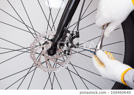 自行車碟式煞車的組裝、檢查、調整作業 108460640
