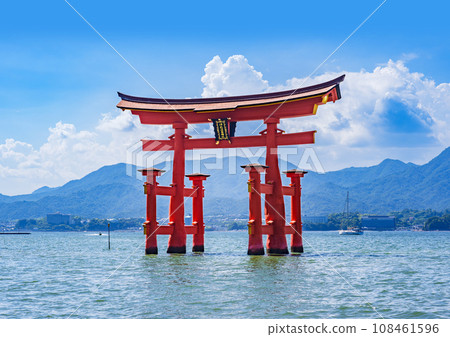 Summer Otorii of Itsukushima Shrine in Miyajima, Hiroshima [Image of Hiroshima tourism] 108461596
