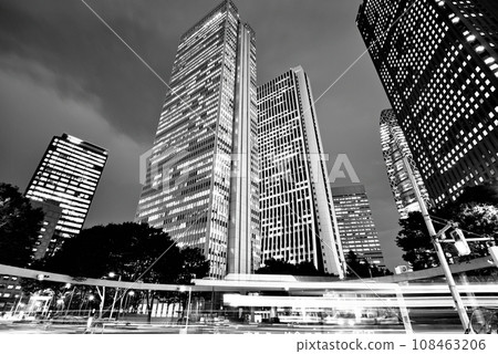 Scenery of skyscrapers in Shinjuku Shintoshin Monochrome 108463206