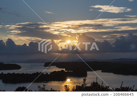 夕陽下的英虞灣 夕陽下的英虞灣 108466645