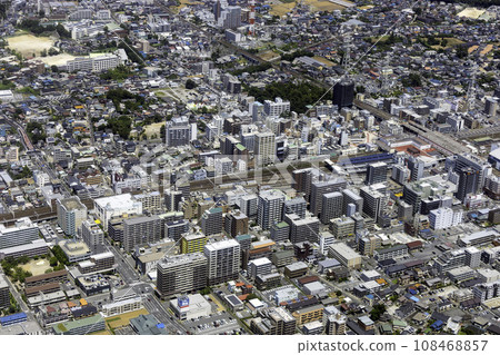 Aerial shot of the vicinity of Nishi-Funabashi Station on the Sobu Line 108468857