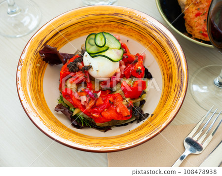 Grilled vegetables Escalibada catalana Grilled vegetables Escalibada catalana 108478938