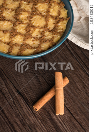 Aletria vermicelli pudding Aletria vermicelli pudding 108480012