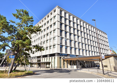 福岡地方檢察官辦公室福岡地方檢察官辦公室福岡市中央區六本松4-2-3 108486611