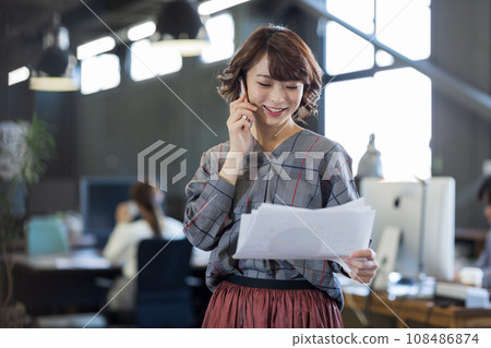 Business woman office 108486874