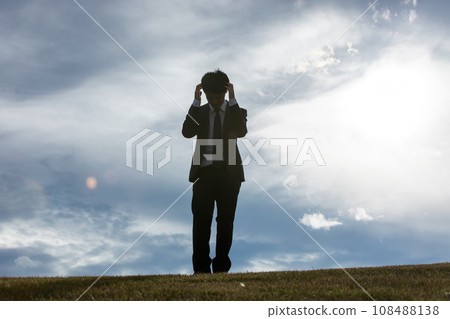 商人抱著他的頭 商人抱著他的頭 108488138