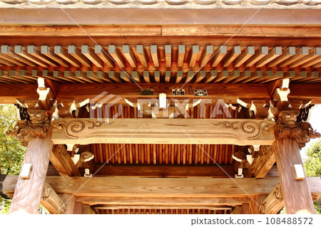 沐浴著深秋陽光的妙勝寺大門（1） 108488572