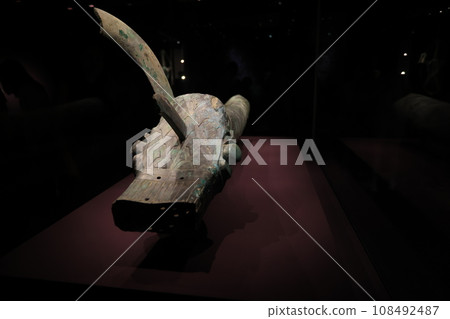 the dragon sculpture in Sanxingdui culture the dragon sculpture in Sanxingdui culture 108492487