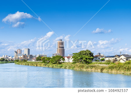 Actoshi Tower, the central city and Magome River in Hamamatsu City, Shizuoka Prefecture 108492537