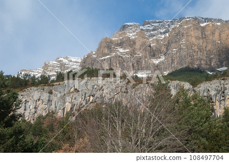 Cliff of Mondarruego. Cliff of Mondarruego. 108497704