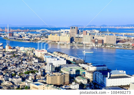 Osaka Prefecture, scenery towards Universal City and Akashi Kaikyo Bridge Osaka Prefecture, scenery towards Universal City and Akashi Kaikyo Bridge 108498273