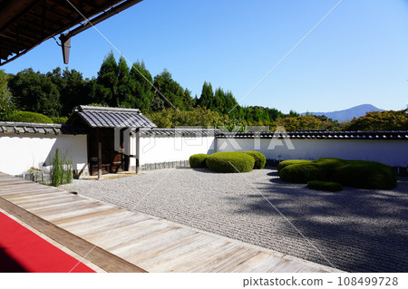京都正傳寺(北條枯山水的前庭、比叡山借景庭園) 京都正傳寺(北條枯山水的前庭、比叡山借景庭園) 108499728