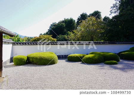 京都正傳寺(北條枯山水的前庭、比叡山借景庭園) 京都正傳寺(北條枯山水的前庭、比叡山借景庭園) 108499730
