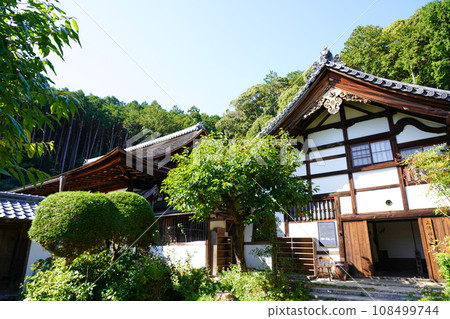 Shodenji Temple, Kyoto (front garden of the Hojo, Karesansui, garden with a borrowed view of Mt. Hiei) Shodenji Temple, Kyoto (front garden of the Hojo, Karesansui, garden with a borrowed view of Mt. Hiei) 108499744