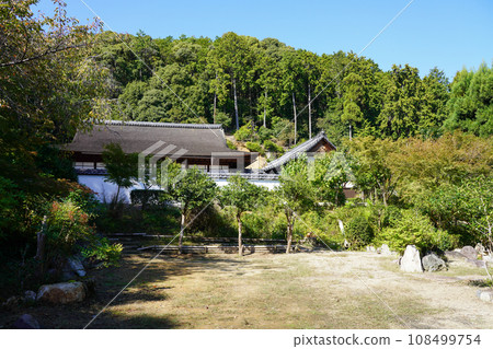 Shodenji Temple, Kyoto (front garden of the Hojo, Karesansui, garden with a borrowed view of Mt. Hiei) 108499754
