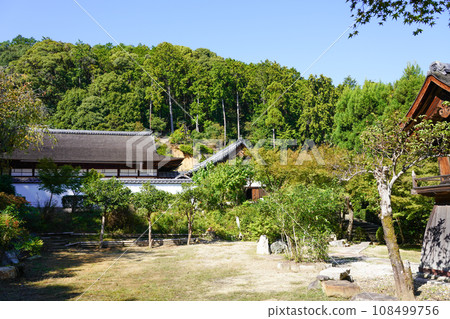 Shodenji Temple, Kyoto (front garden of the Hojo, Karesansui, garden with a borrowed view of Mt. Hiei) 108499756