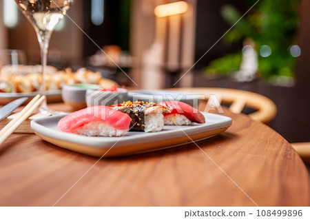 Nigiri set 108499896