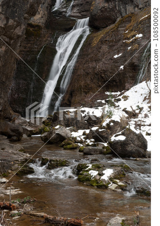 El Estrecho waterfall. El Estrecho waterfall. 108500092