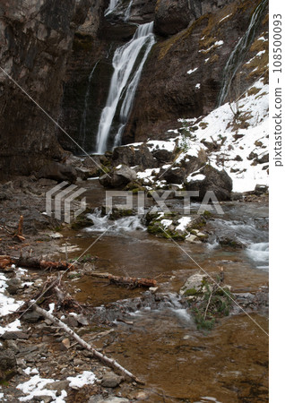 El Estrecho waterfall. 108500093