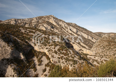Natural Park of the Mountains and Canyons of Guara. Natural Park of the Mountains and Canyons of Guara. 108501344