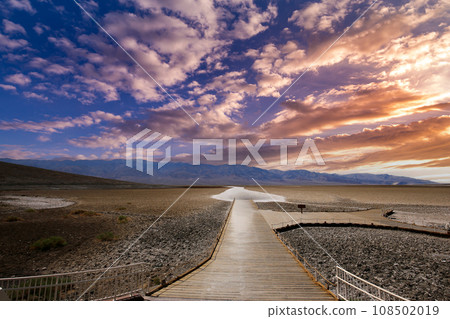 Badwater viewpoint, death valley, california, usa 108502019