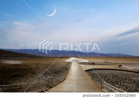 Badwater viewpoint, death valley, california, usa 108502060
