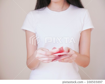 take banknote 13 take banknote 13 108503897