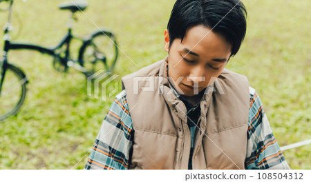 camping outdoor 108504312