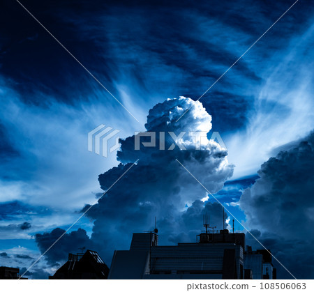 夏天接近雲 夏天接近雲 108506063
