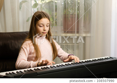Focused Piano Practice at Home 108507990
