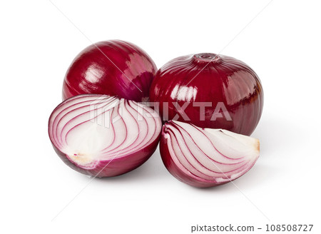 Red whole and sliced onion Red whole and sliced onion 108508727