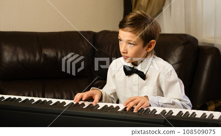 Young Pianist Home Recital Young Pianist Home Recital 108509075