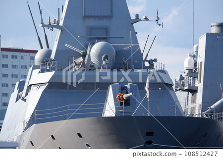 Escort ship Kumano seen from the front Escort ship Kumano seen from the front 108512427