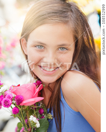 Freshly Picked Selection of Organic Sunflowers on Display at the Farmers Market 108512999