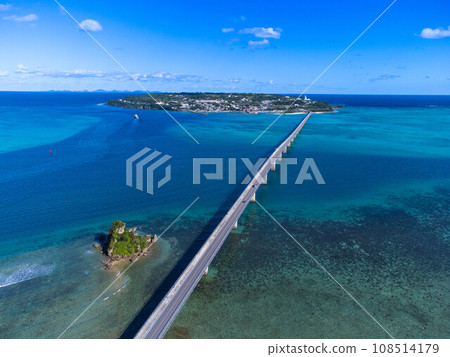 December Okinawa Kouri Island and Kouri Bridge 108514179