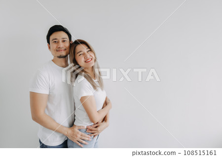 Advertisement of happy face lover couple isolated on white. 108515161