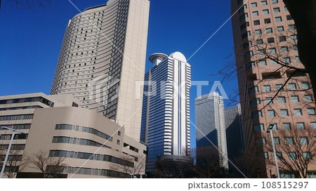 在新宿子中心的摩天大樓區域 108515297