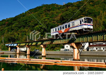 松浦鐵道 MR400 108516847