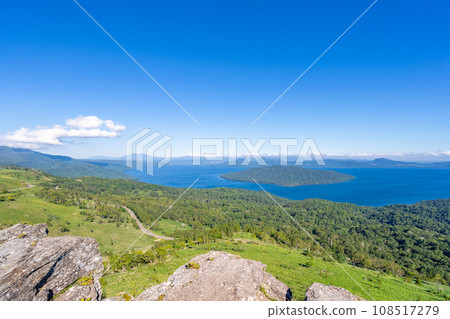 Lake Kussharo, Nakajima, Bihoro Pass view 108517279