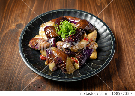 用茄子炒 108522339