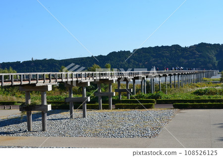 Oigawa Horai Bridge, the longest wooden pedestrian bridge in the world Oigawa Horai Bridge, the longest wooden pedestrian bridge in the world 108526125